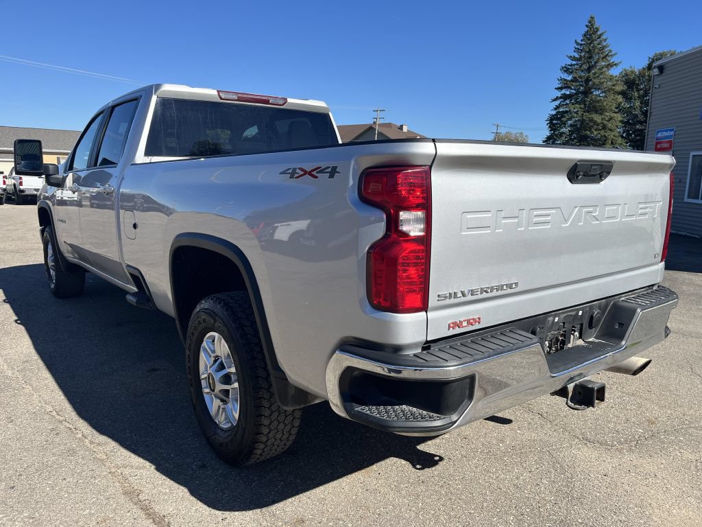 Used 2023 Chevrolet Silverado 2500 LT w/ Convenience Package AWD/4WD image 8