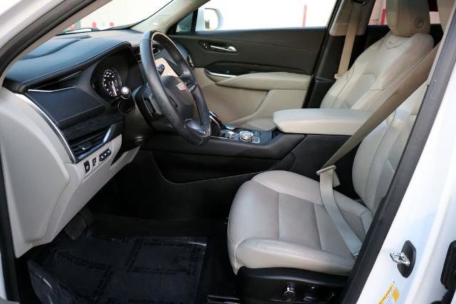 Used 2020 Cadillac XT4 Premium Luxury AWD/4WD image 21