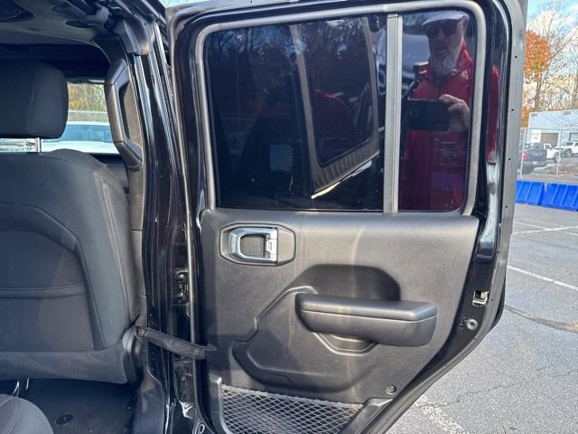 Used 2021 Jeep Wrangler Unlimited Sport image 34