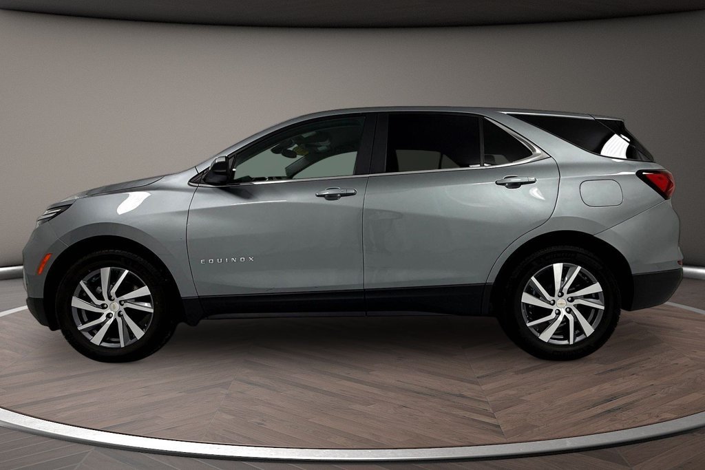 Used 2023 Chevrolet Equinox LT FWD image 4