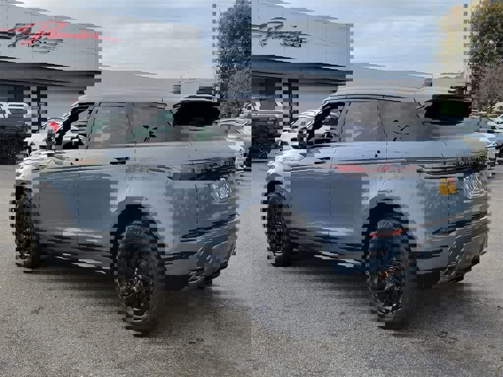 Used 2023 Land Rover Range Rover Evoque R-Dynamic S image 3
