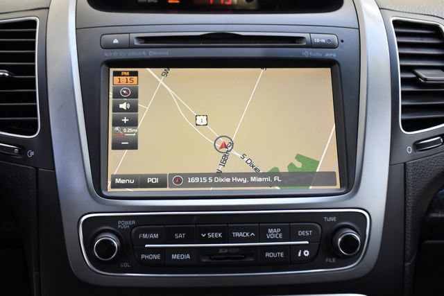 Used 2015 Kia Sorento SX image 13