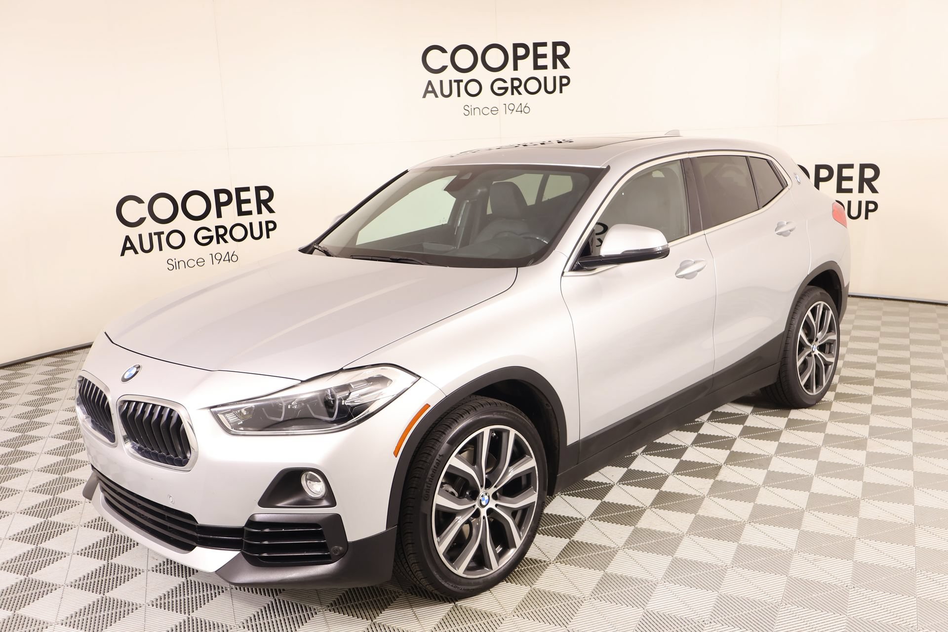 Used 2020 BMW X2 sDrive28i w/ Premium Package FWD image 11