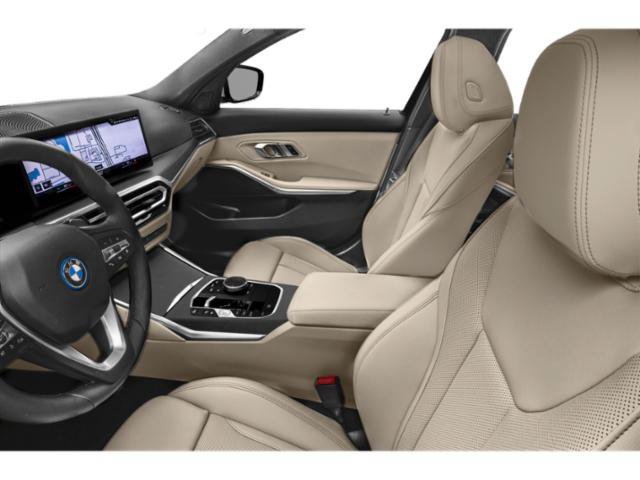 Used 2023 BMW 330e w/ Driving Assistance Package RWD image 18