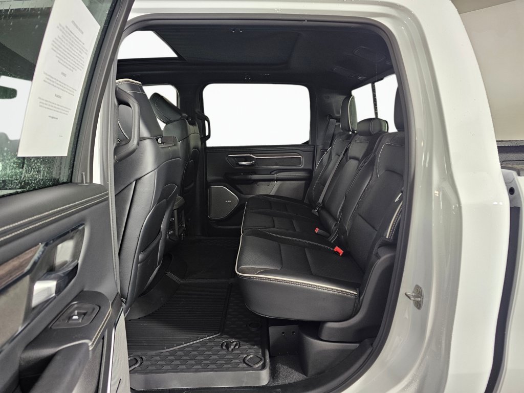 New 2026 RAM 1500 Laramie AWD/4WD image 37