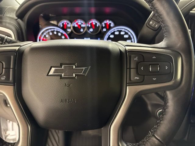 Used 2022 Chevrolet Silverado 1500 RST AWD/4WD image 16