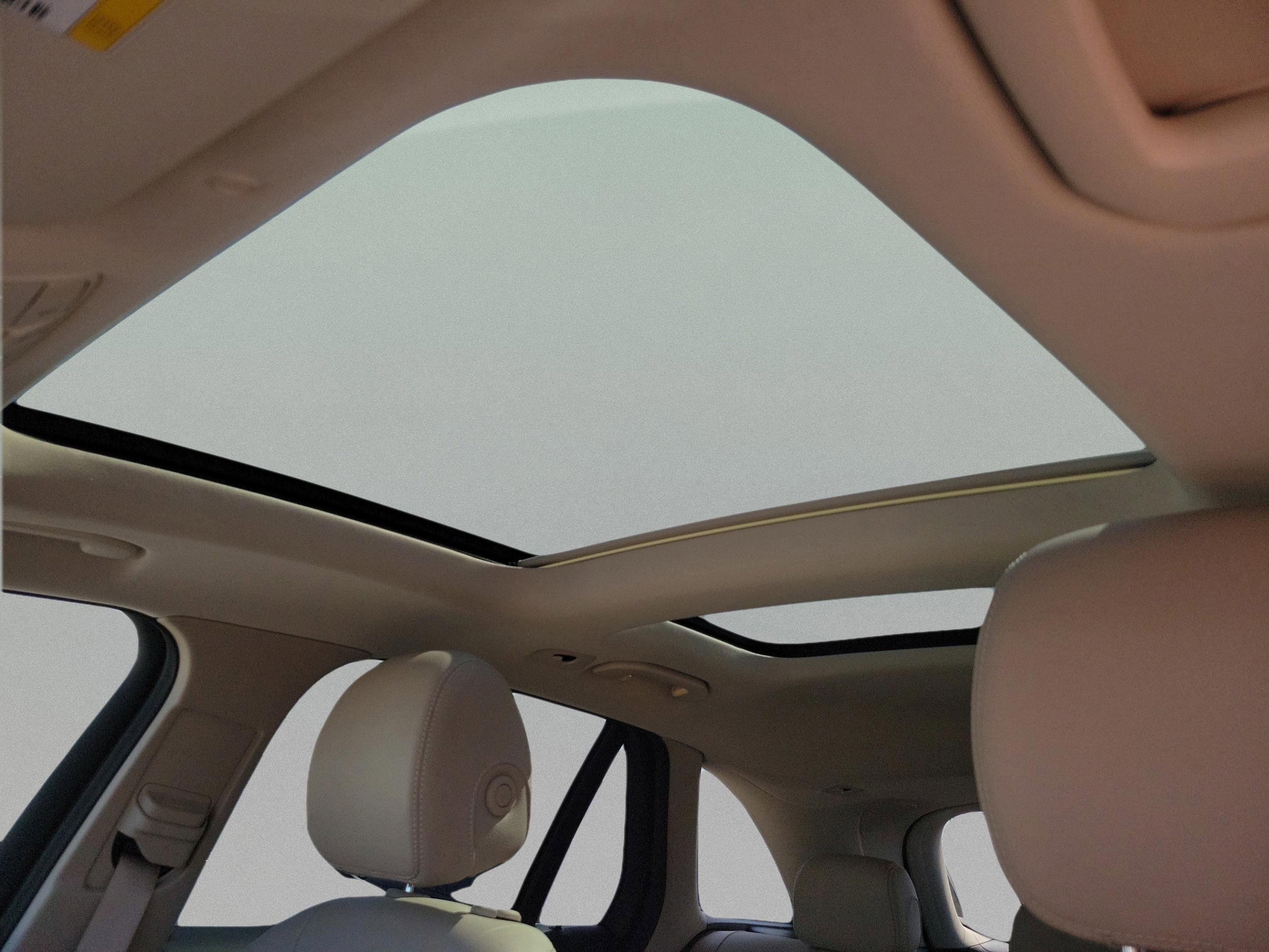 Certified 2022 Mercedes-Benz GLC 300 4MATIC image 30