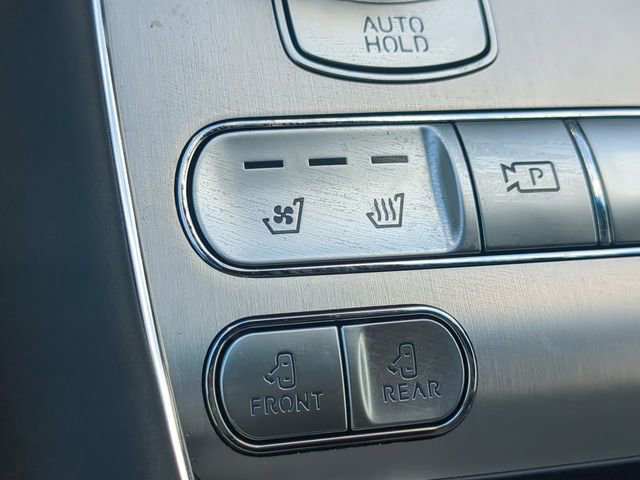 Used 2025 Genesis G90 3.5T AWD/4WD image 21