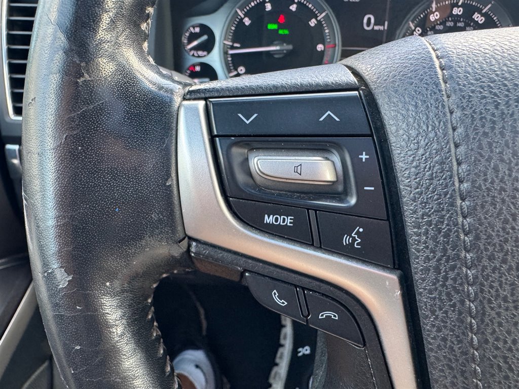 Used 2019 Toyota Land Cruiser AWD/4WD image 13