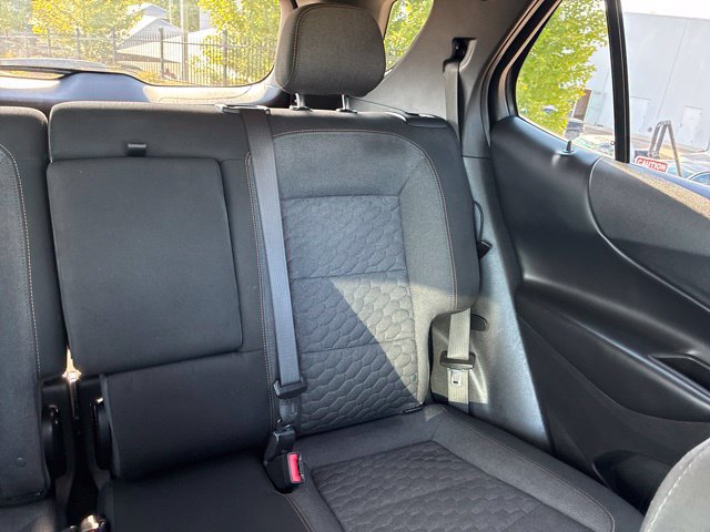 Used 2021 Chevrolet Equinox LT FWD image 18