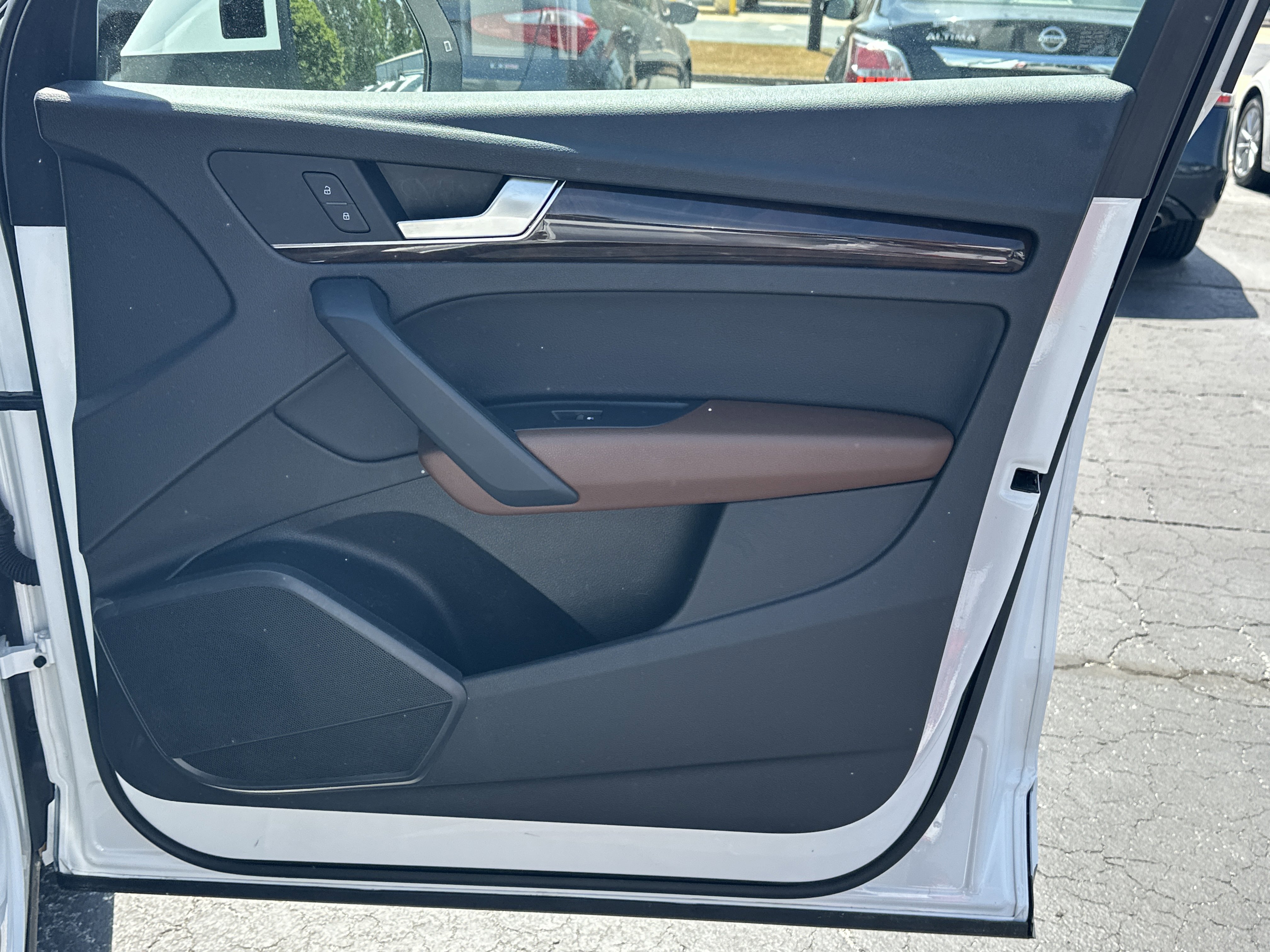 Used 2019 Audi Q5 2.0T Premium w/ Convenience Package image 15