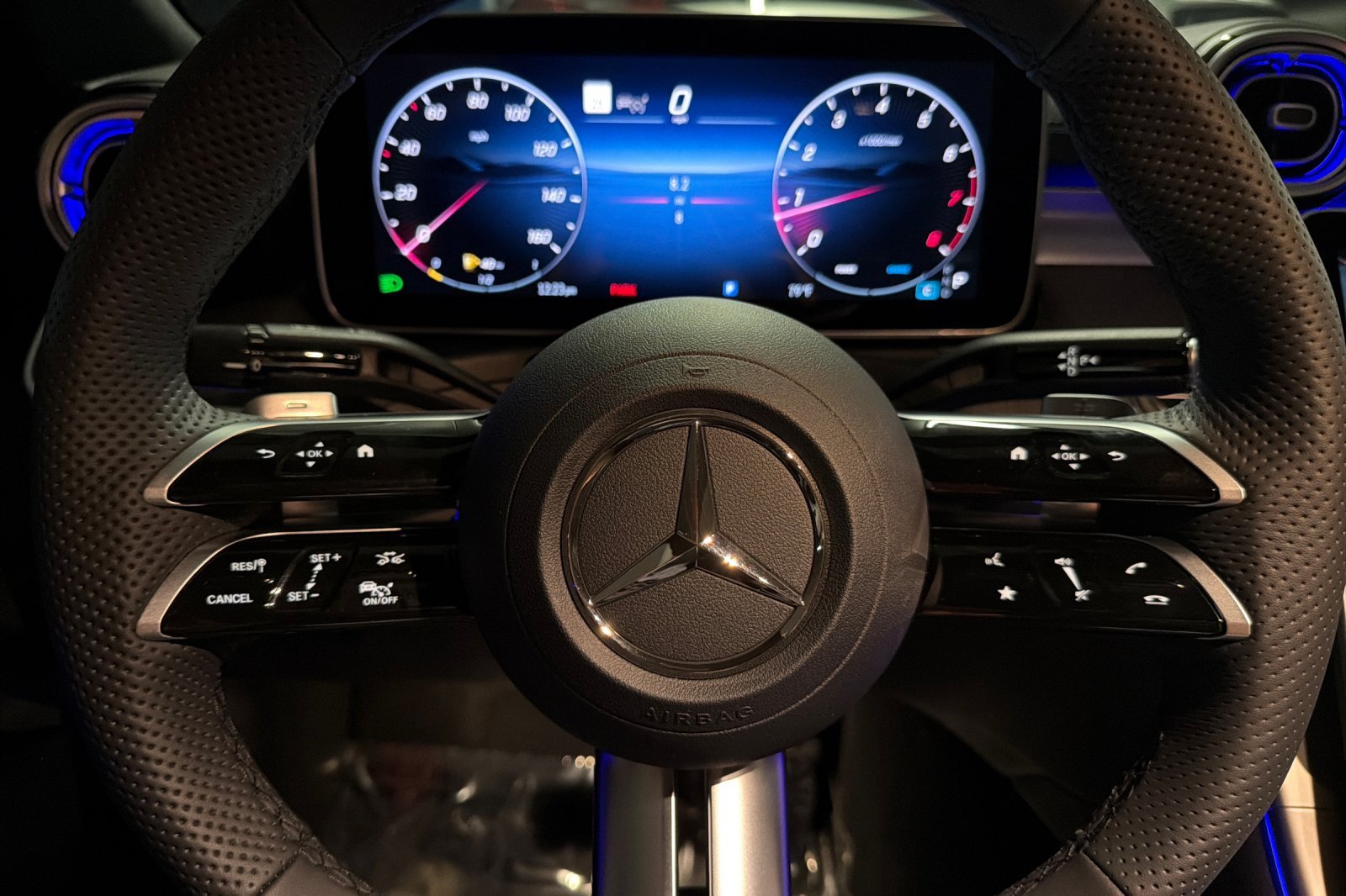New 2026 Mercedes-Benz CLE 300 4MATIC Coupe image 22