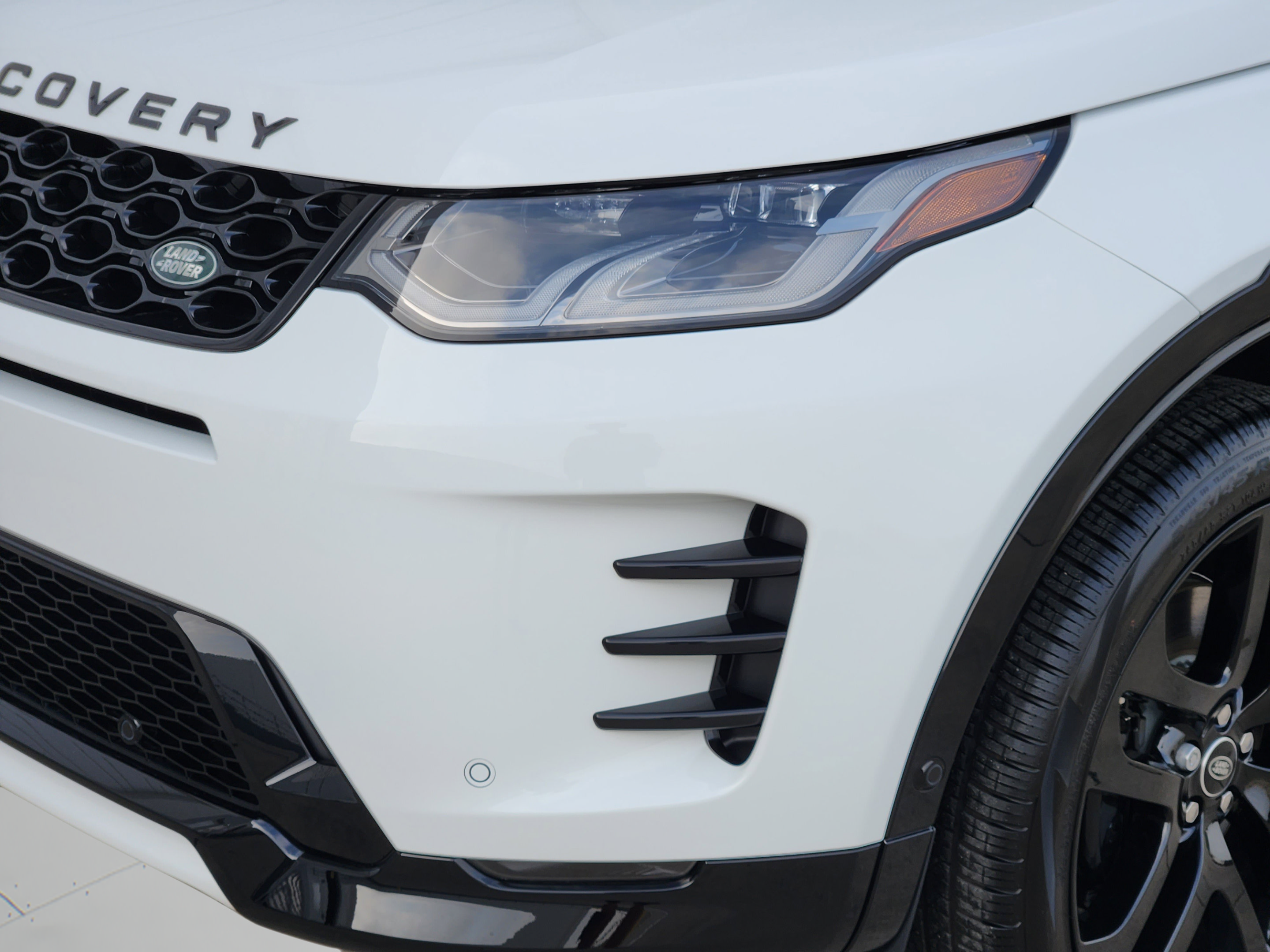 New 2025 Land Rover Discovery Sport Dynamic SE AWD/4WD image 31