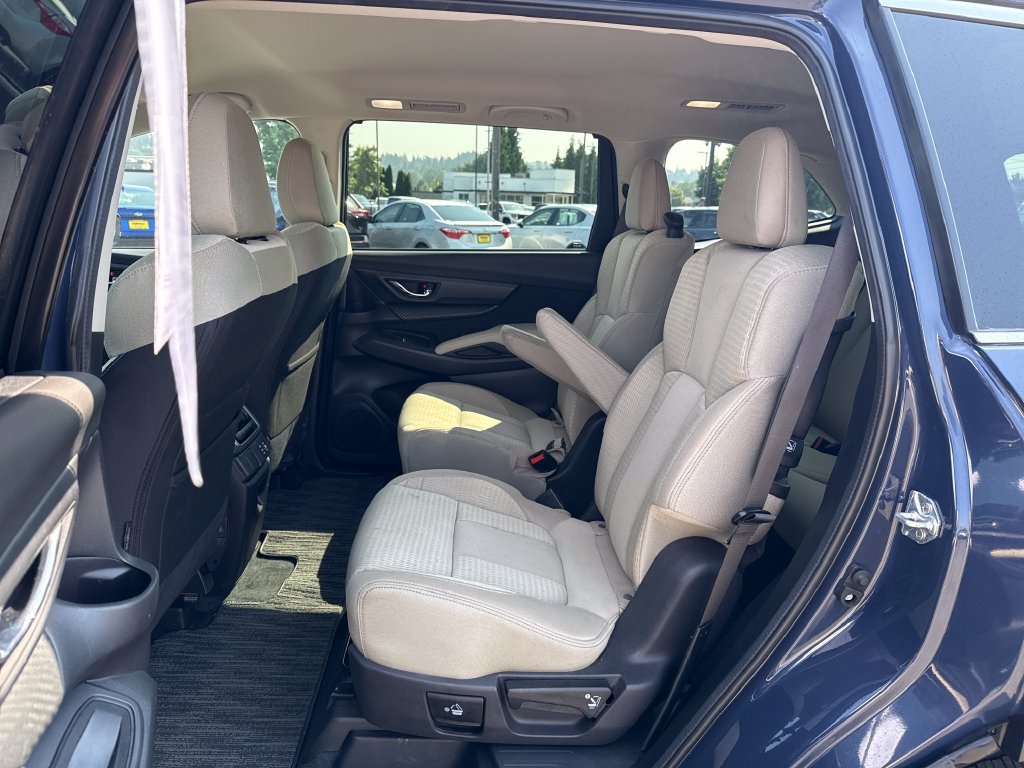 Used 2025 Subaru Ascent Premium AWD/4WD image 9