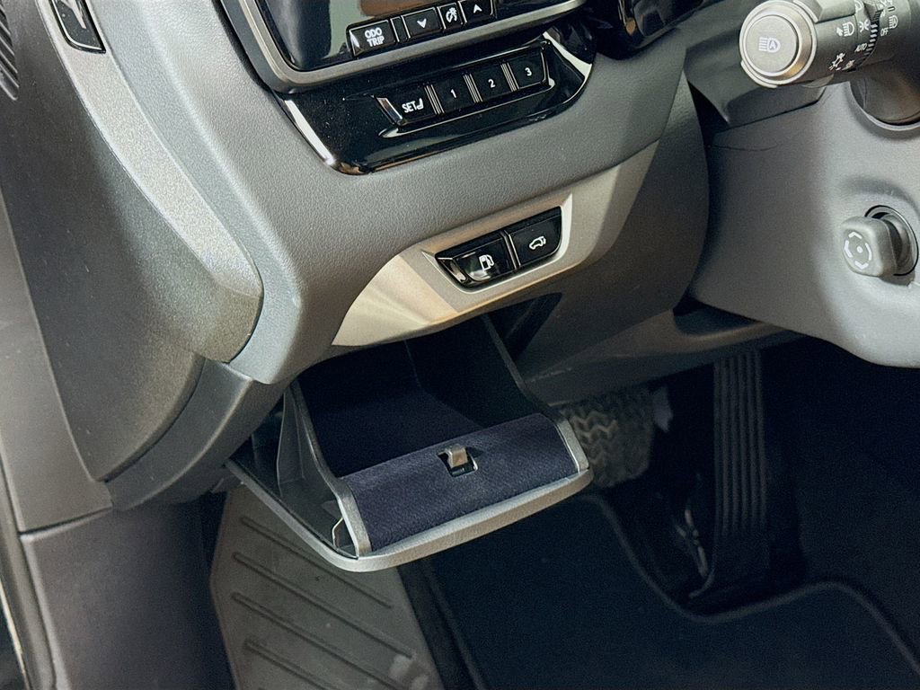Used 2025 Lexus RX 350 Premium w/ Accessory Package (Z1) image 10