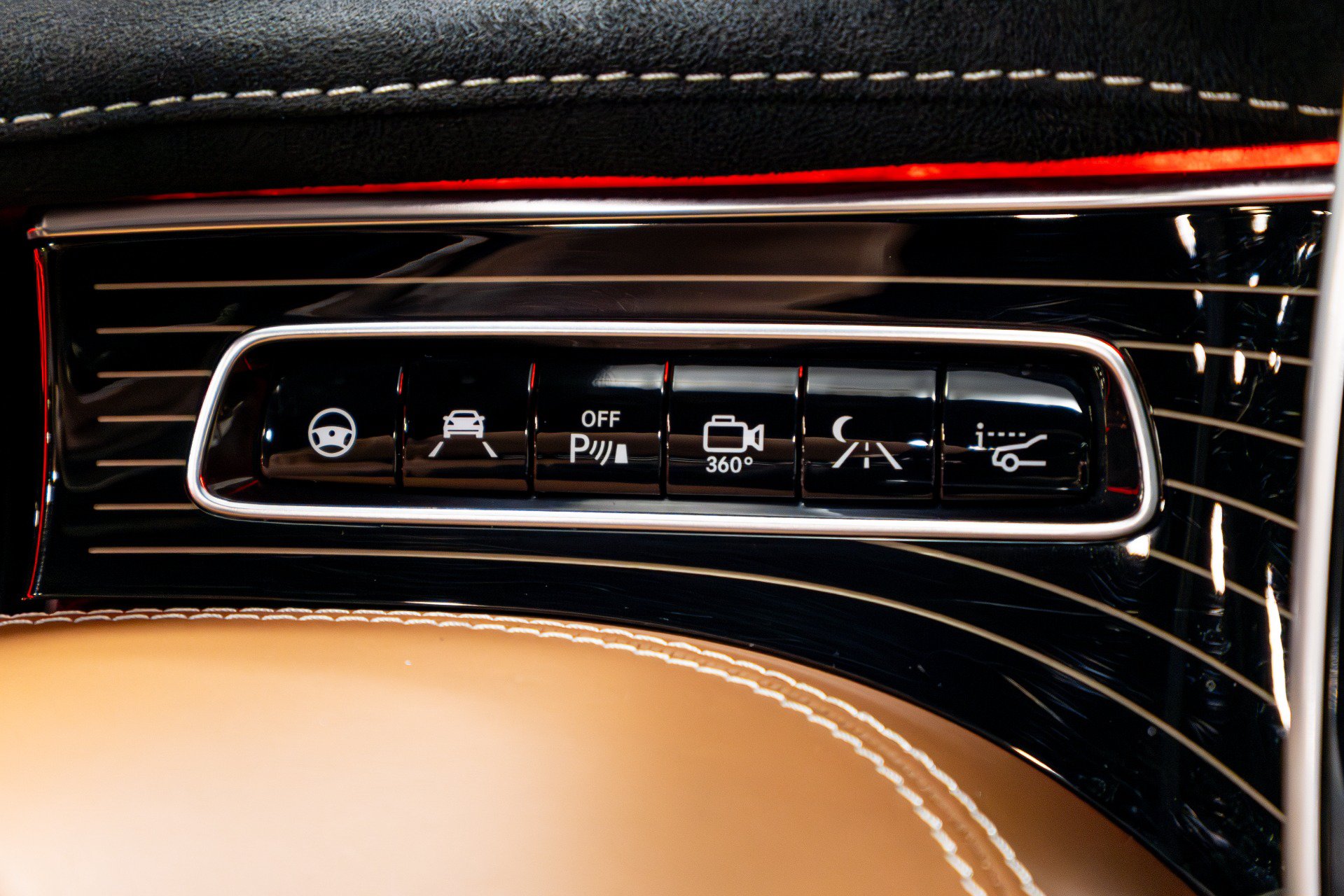 Used 2017 Mercedes-Benz S 550 Cabriolet image 56