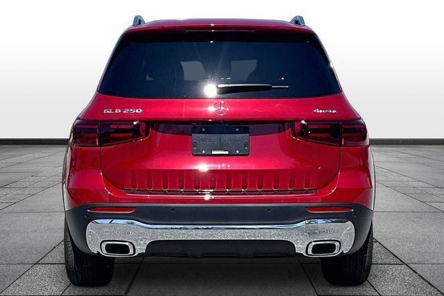 New 2026 Mercedes-Benz GLB 250 4MATIC image 5