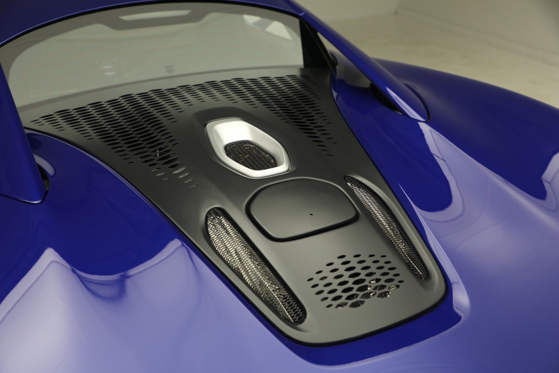Used 2024 McLaren Artura image 33