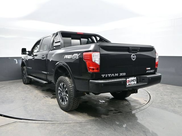 Used 2016 Nissan Titan PRO-4X w/ Pro-4x Convenience Package AWD/4WD image 11