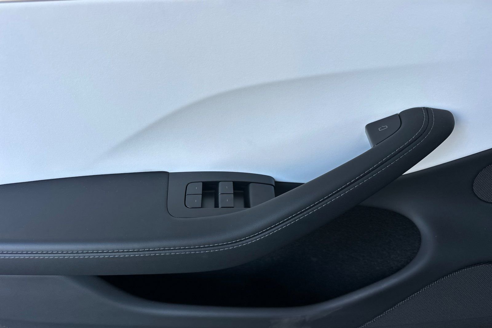 Used 2024 Tesla Model 3 Performance image 12