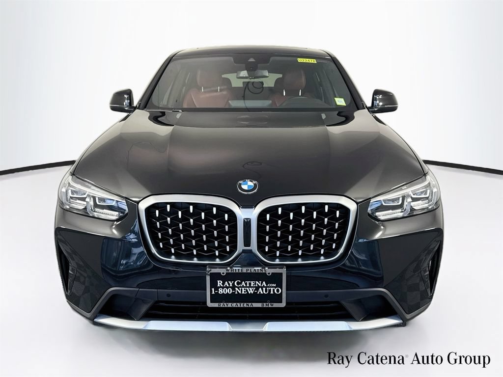 Used 2024 BMW X4 xDrive30i w/ Convenience Package AWD/4WD image 2