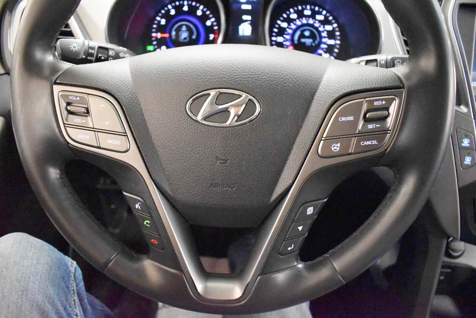 Used 2014 Hyundai Santa Fe Sport 2.0T w/ Navigation Package 06 AWD/4WD image 21