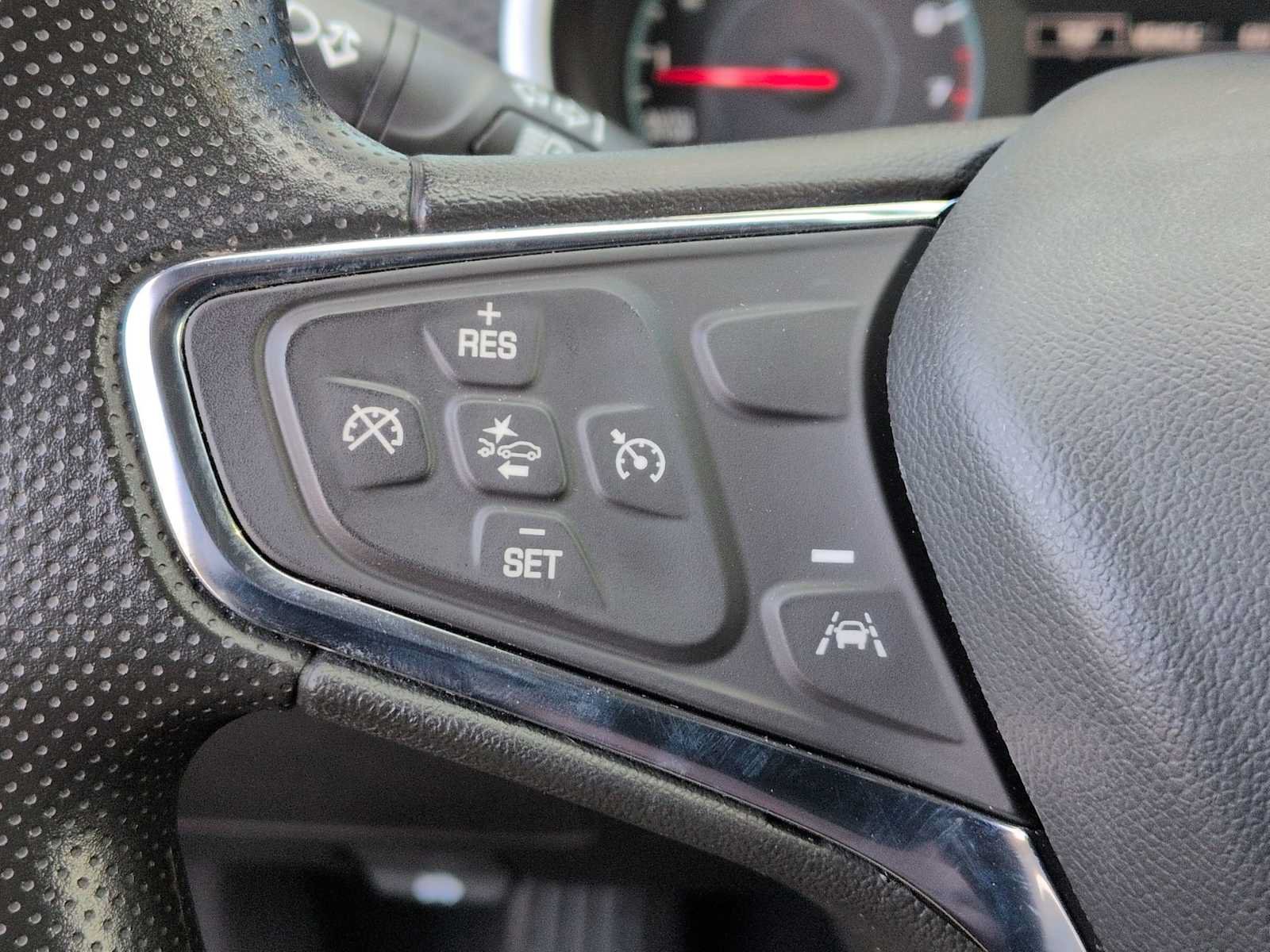 Used 2023 Chevrolet Malibu LT FWD image 23