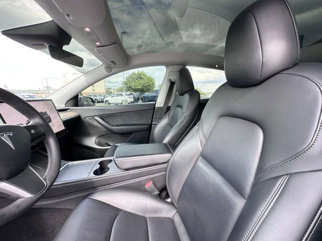 Used 2022 Tesla Model Y Performance AWD/4WD image 19