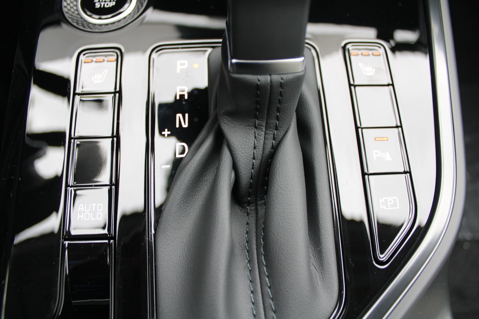 New 2026 Kia Niro EX FWD image 36