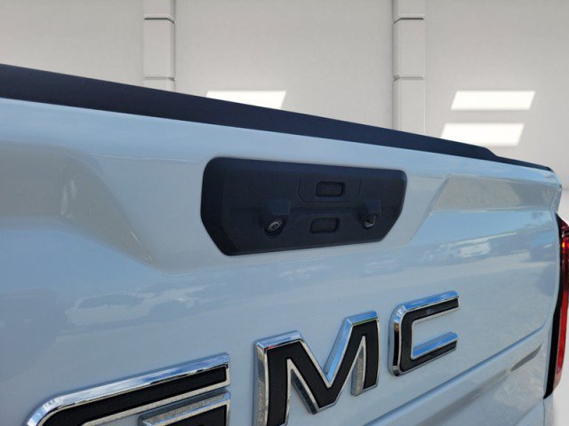 Used 2024 GMC Sierra 1500 AT4X AWD/4WD image 5