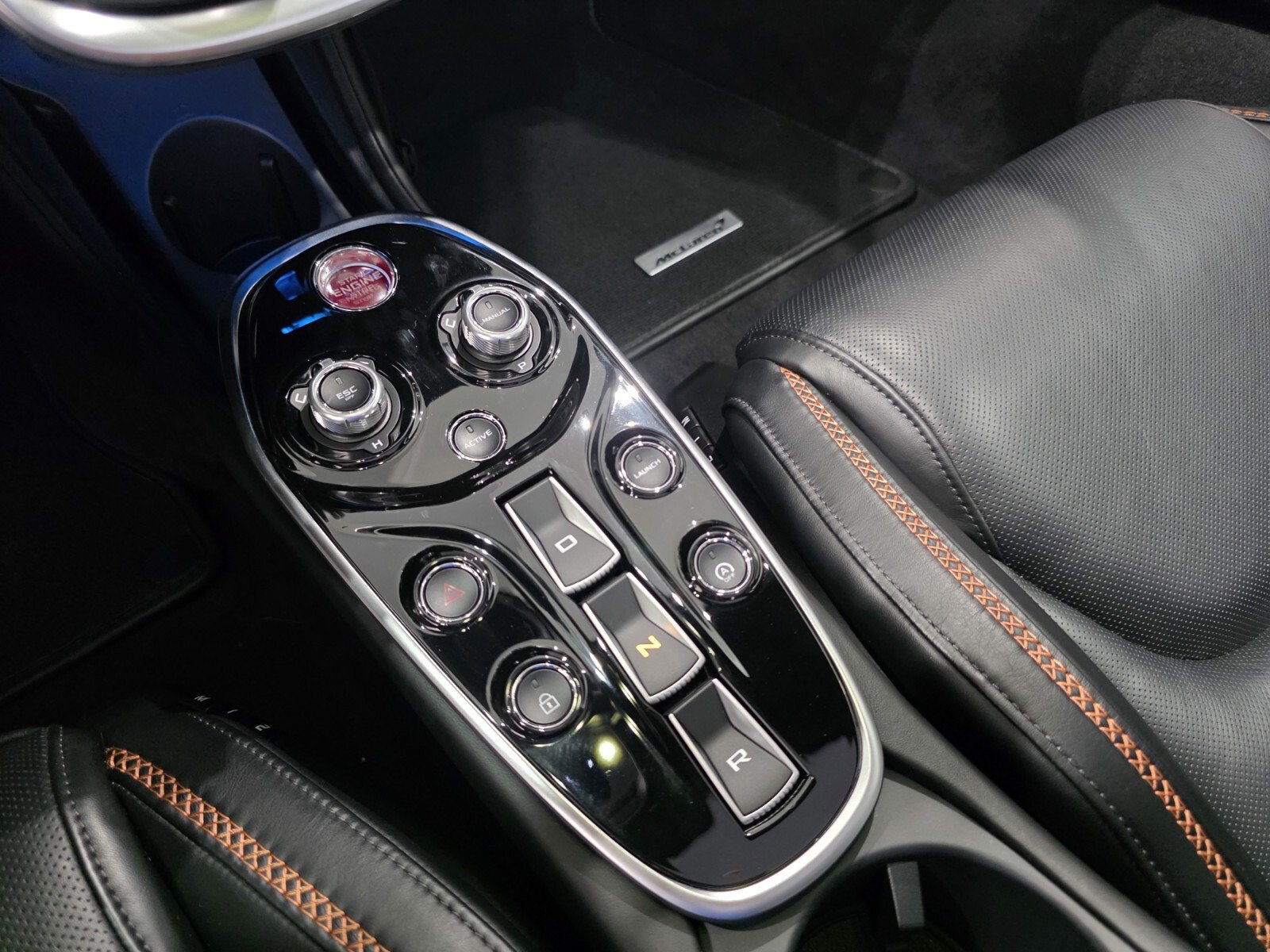 Used 2023 McLaren GT RWD image 15