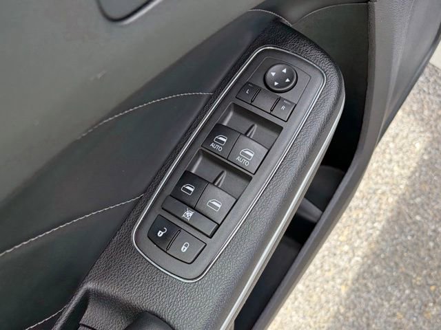 Used 2022 Dodge Charger Scat Pack w/ Plus Group RWD image 12