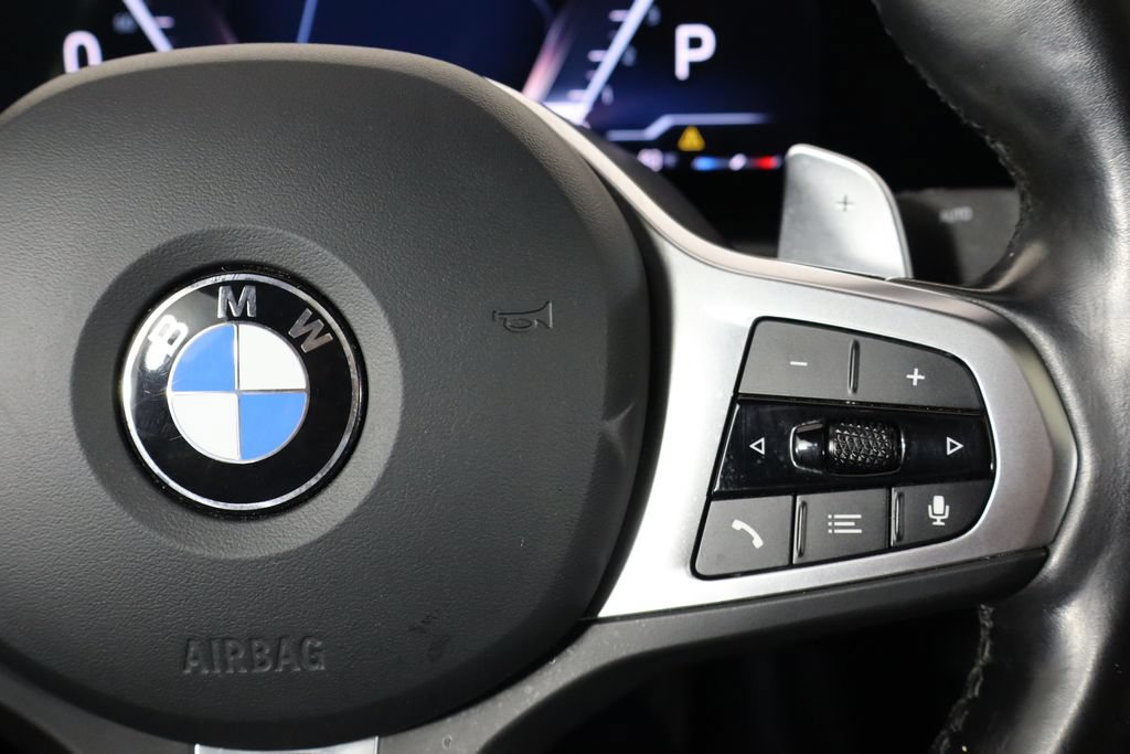 Used 2024 BMW 330i Sedan w/ M Sport Package RWD image 10