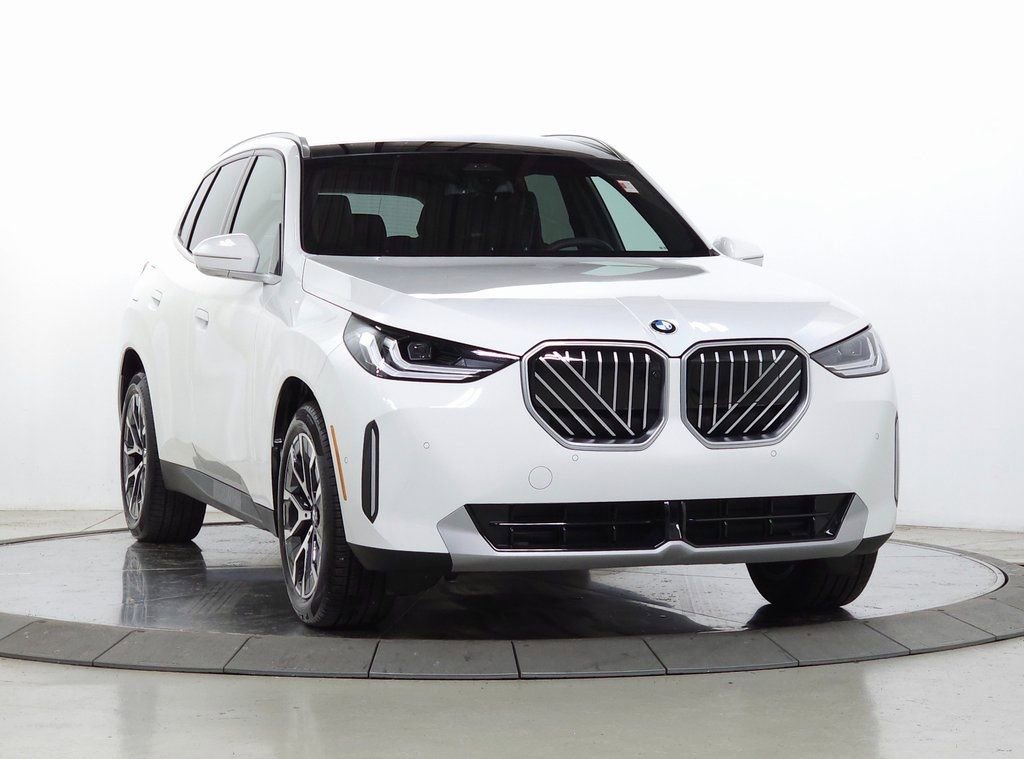 Used 2025 BMW X3 xDrive30i w/ Premium Package image 1