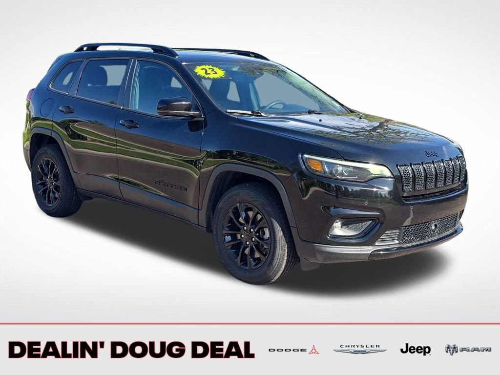 Used 2023 Jeep Cherokee Altitude Lux image 9