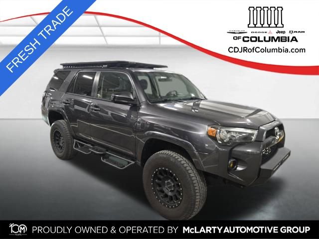 Used 2018 Toyota 4Runner SR5 image 1