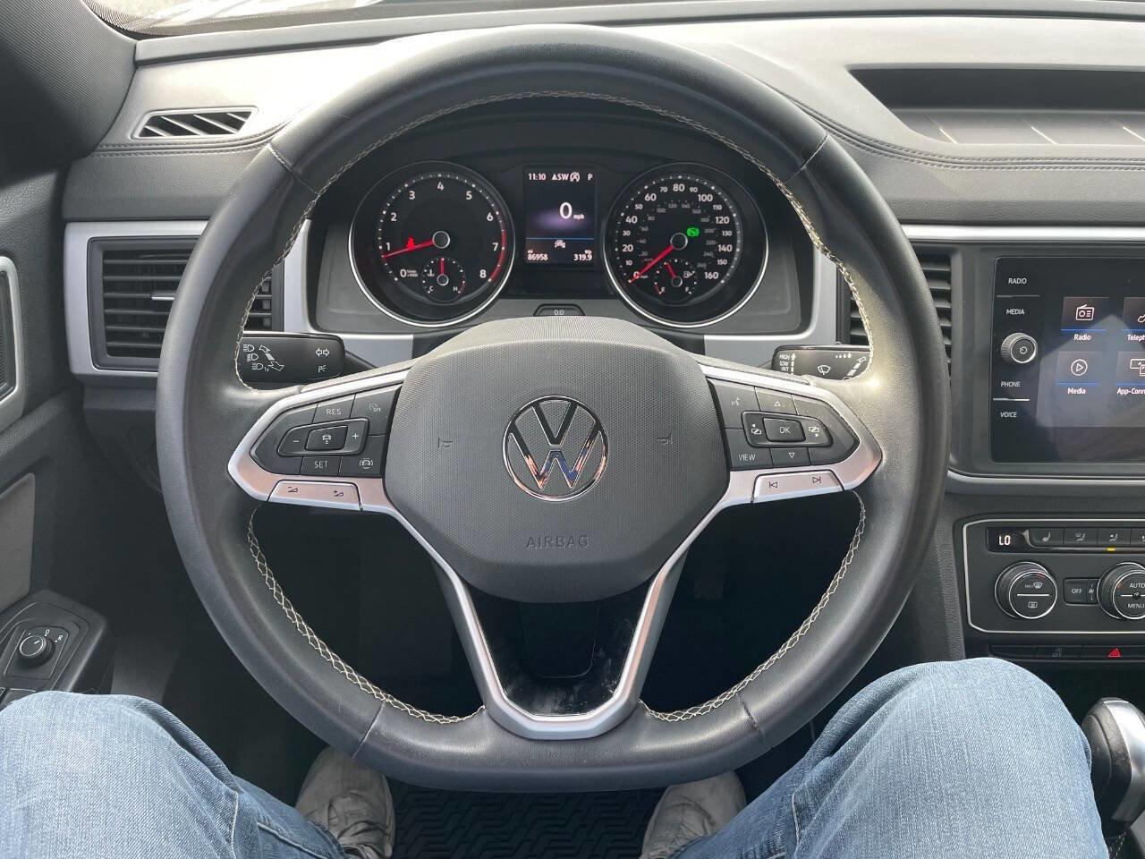 Used 2021 Volkswagen Atlas Cross Sport SE image 23