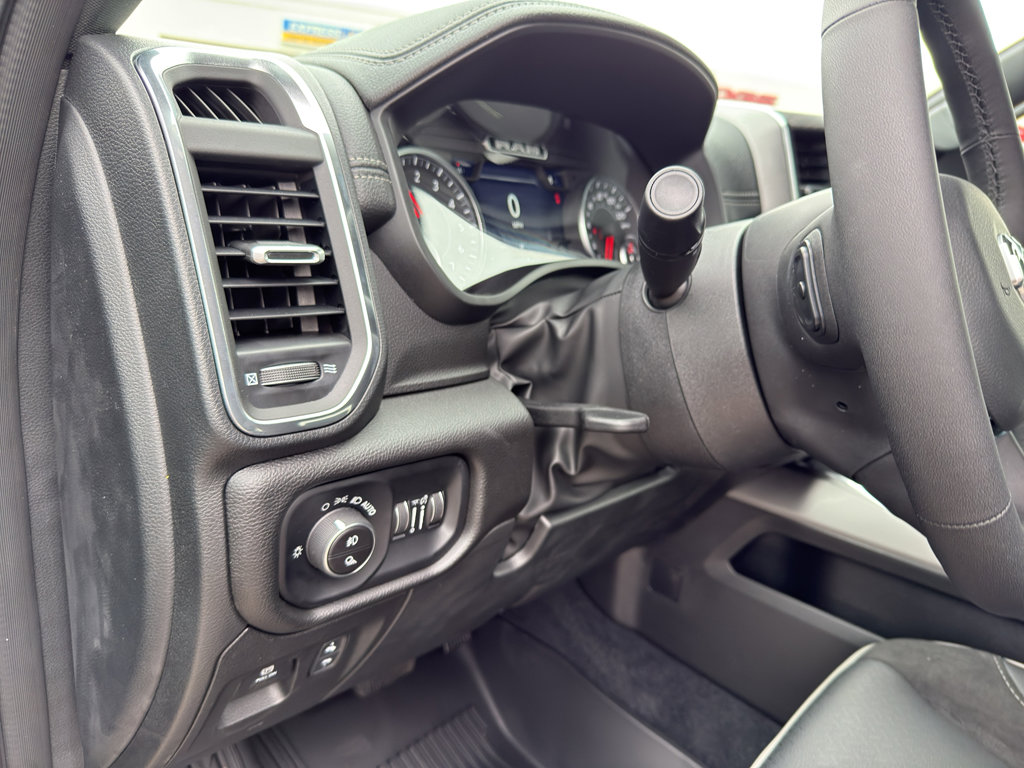 New 2026 RAM 1500 Laramie AWD/4WD image 16