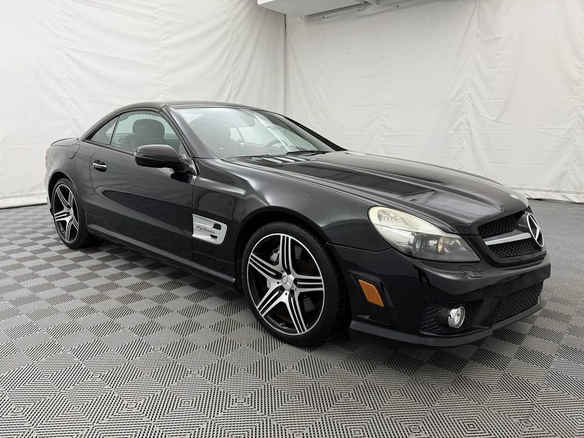 Used 2011 Mercedes-Benz SL 63 AMG image 7