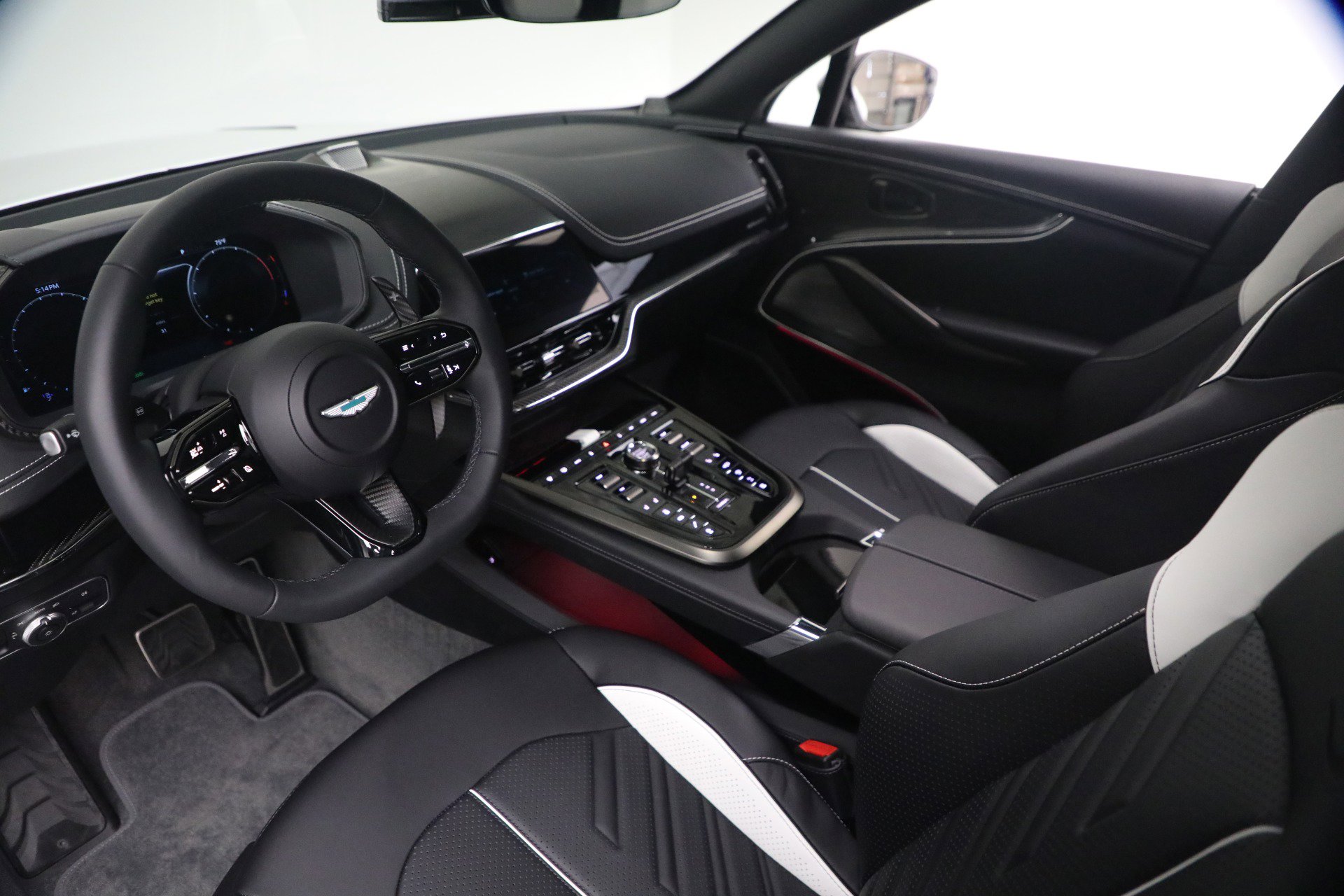 New 2026 Aston Martin DBX 707 AWD/4WD image 15