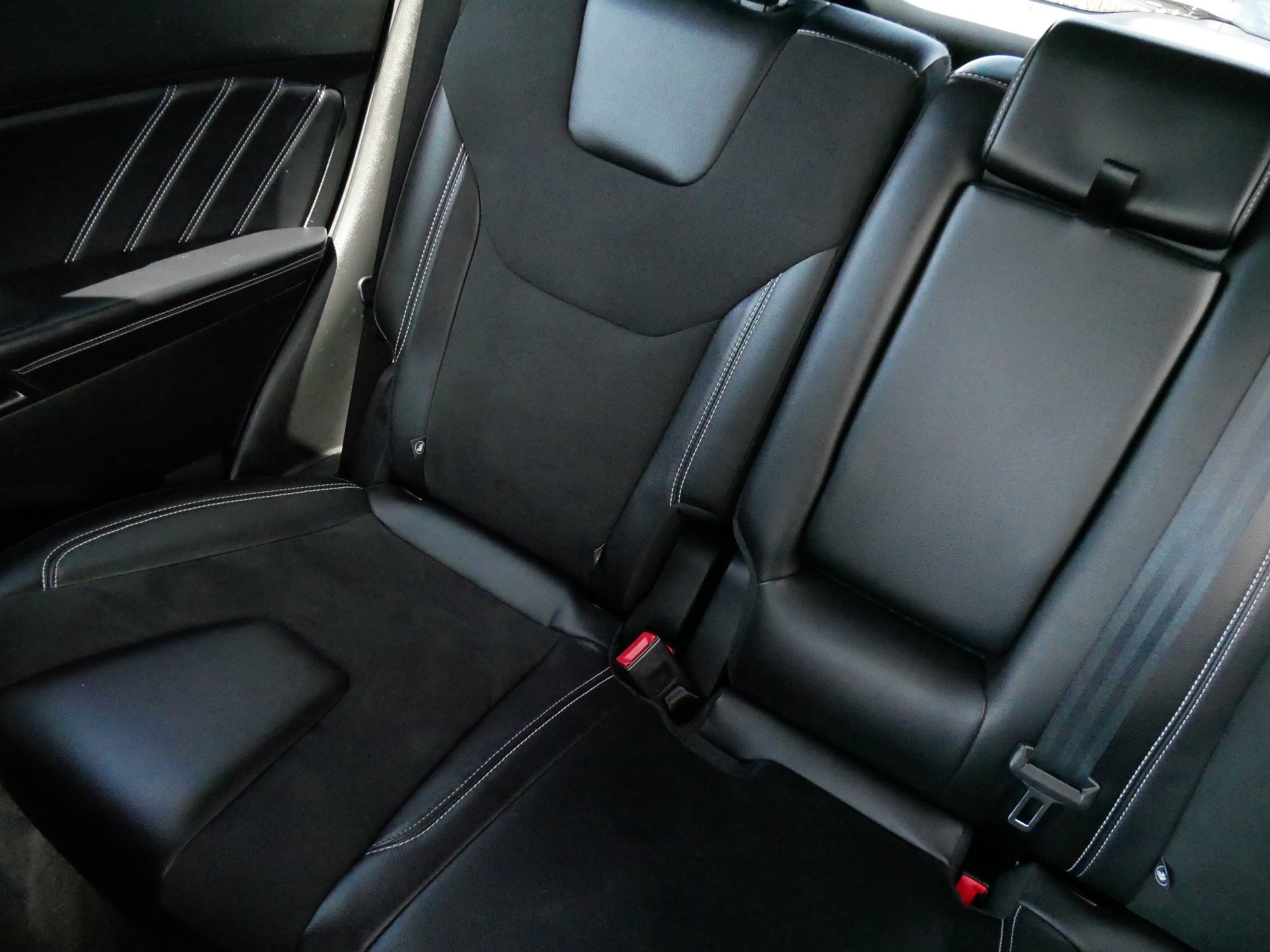 Used 2022 Ford Edge ST w/ Equipment Group 401A AWD/4WD image 12