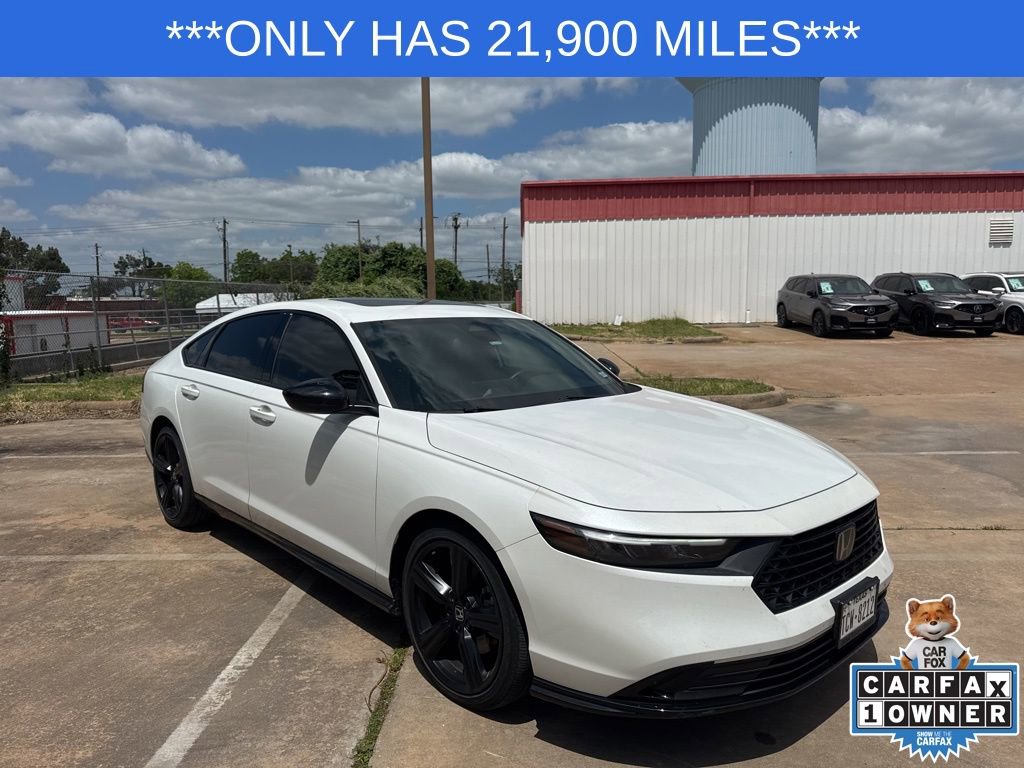 Used 2023 Honda Accord Sport image 3