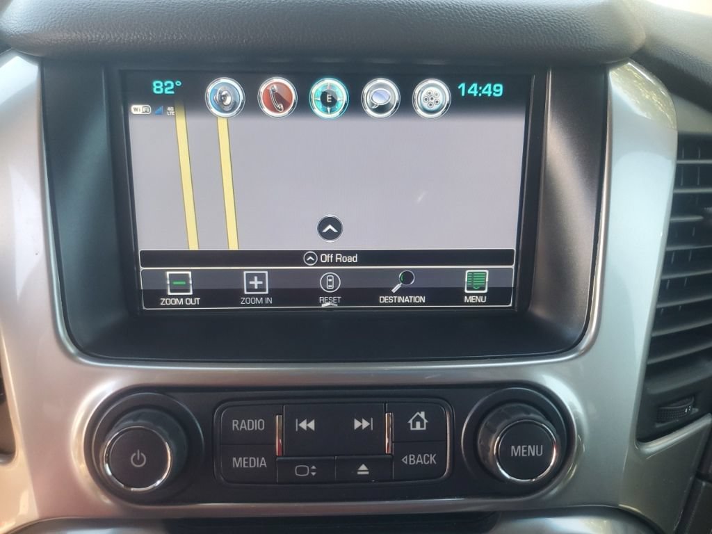 Used 2018 Chevrolet Suburban Premier RWD image 21