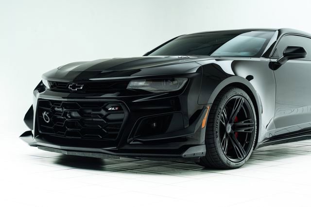 Used 2018 Chevrolet Camaro ZL1 image 10