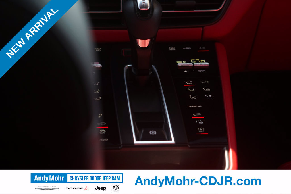 Used 2022 Porsche Macan GTS AWD/4WD image 63