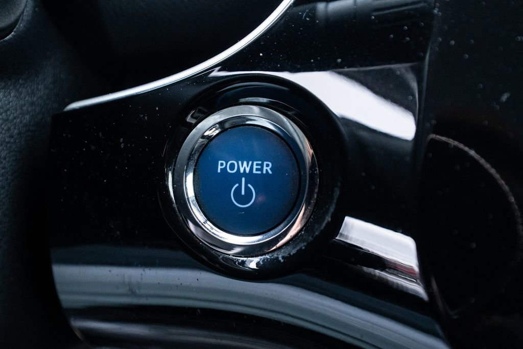 Used 2016 Toyota Prius Three image 27