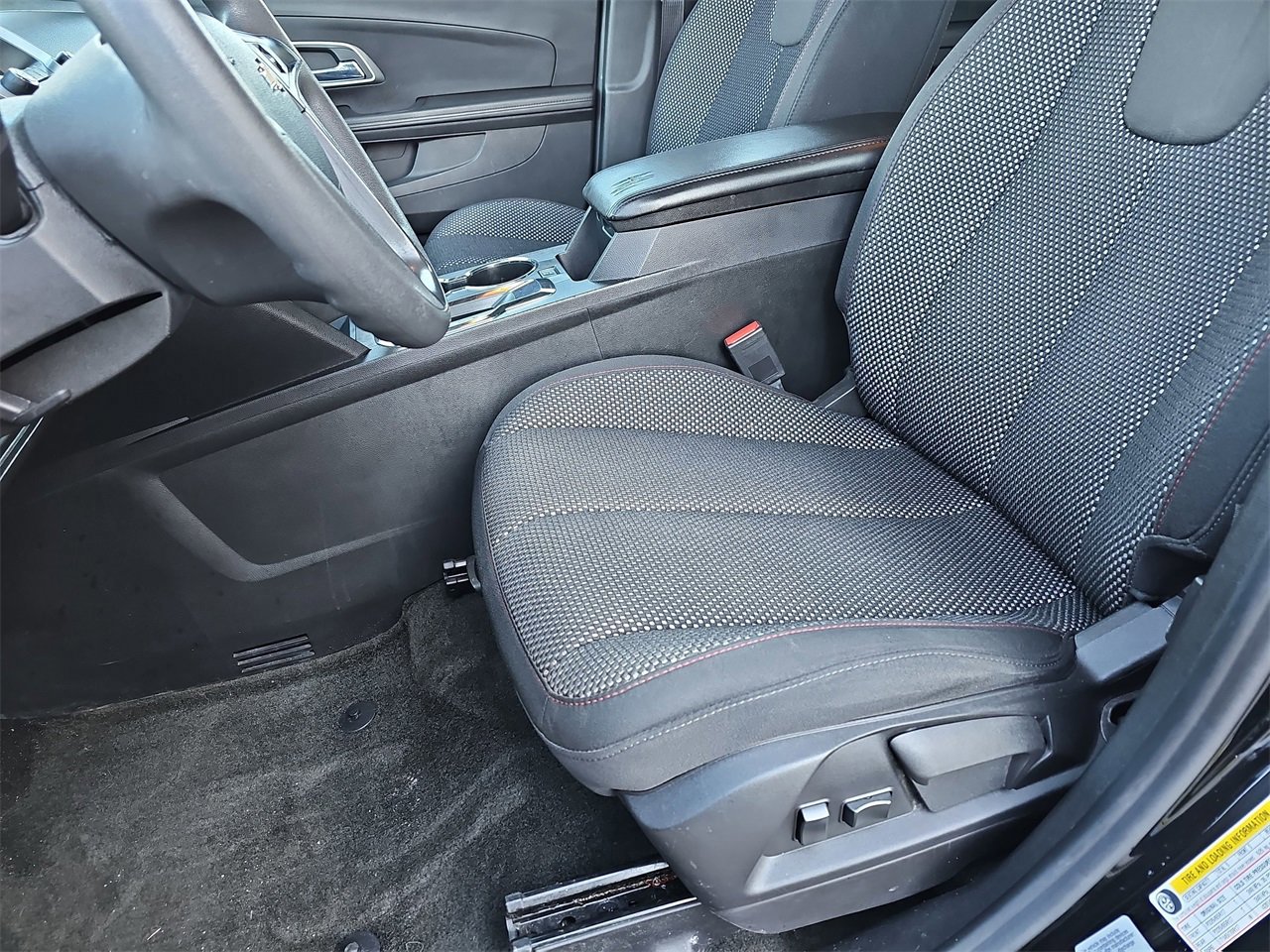 Used 2017 Chevrolet Equinox LS image 15