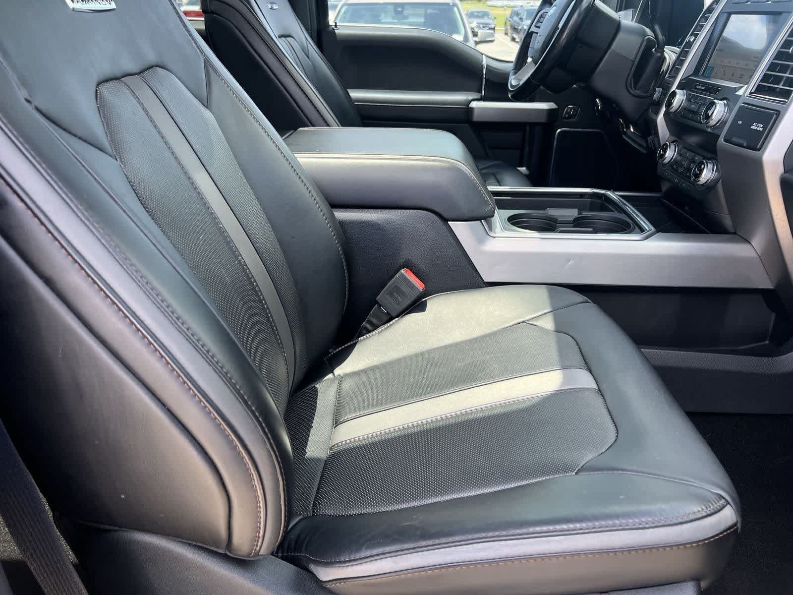 Used 2019 Ford F350 Platinum w/ Platinum Ultimate Package AWD/4WD image 28