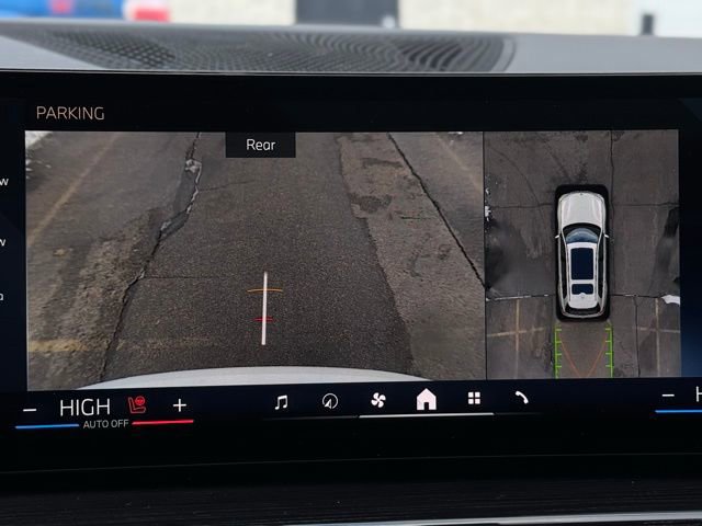 Used 2026 BMW X7 xDrive40i w/ M Sport Package image 46