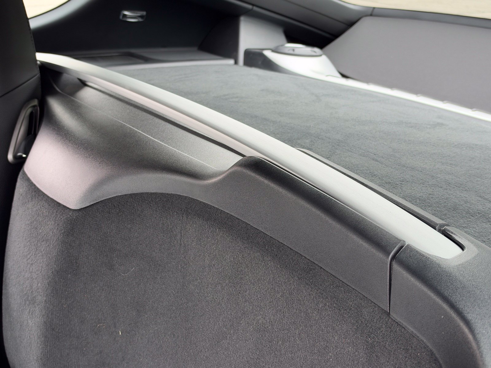 Certified 2025 Porsche 718 Cayman RWD image 17